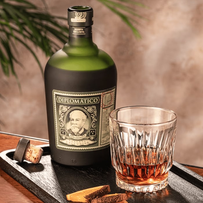 Diplomatico Reserva Exclusiva 12yo 0,7l 40% + dárková tuba