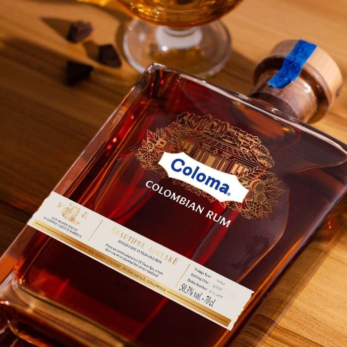 Coloma Beautiful Mistake Rum 0,7l 50,3% + dárková krabička