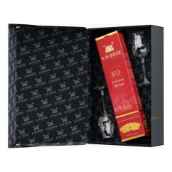 A. H. Riise XO Reserve Christmas Rum 0,7l 40% kazeta 2x sklo