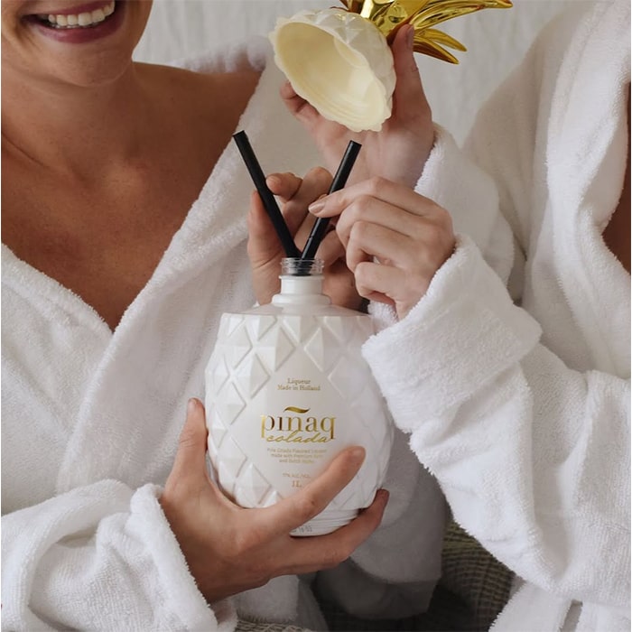 Piňaq Colada 1l 17%
